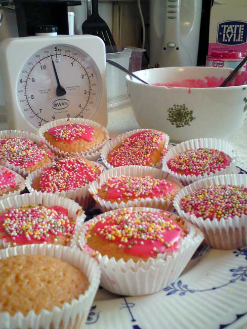 pink cakes